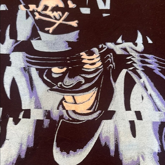 Dynamic Black and Blue Short Sleeve Tee with Graphic Design - Picture 7 of 7